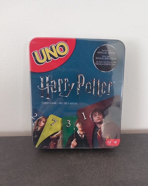 Jeu de cartes UNO version Harry Potter Dans une boîte en fer / métallique