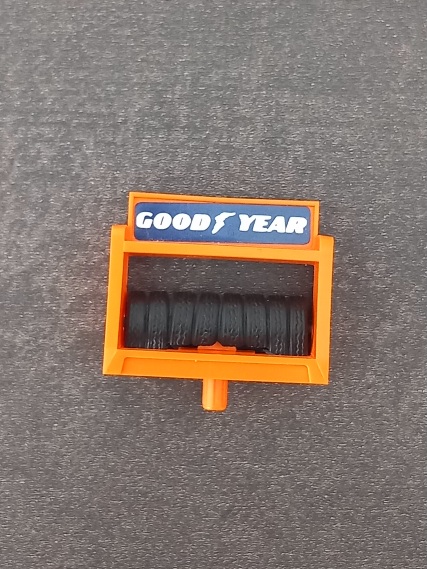 Majokit - Support rack pour pneus Good Year - orange - Majorette